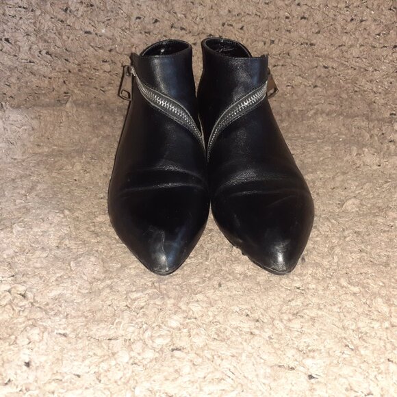 JADYROSE-Geometric Heel-Asymmetrical Zip-Black Leather Booties-Sz 7-Excellent - Picture 3 of 8